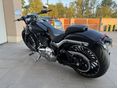 HARLEY-DAVIDSON BREAKOUT 2017/3 - 4