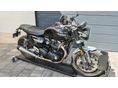 TRIUMPH SPEED TWIN 