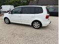 VOLKSWAGEN TOURAN 2011/8 - 4
