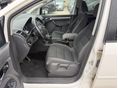 VOLKSWAGEN TOURAN 2011/8 - 9