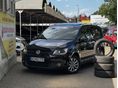 VOLKSWAGEN TOURAN 2.0 CR TDI Comfortline DSG ITT és MOST AKCIÓ!!! NYÁRI GUMIK / VONÓHOROG / ÁLLÓFŰTÉS