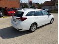 TOYOTA AURIS 2016/7 - 3