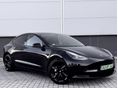 TESLA MODEL 3 2021/3 - 4