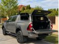 TOYOTA HILUX 2023/1 - 9