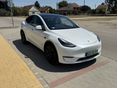 TESLA MODEL Y Long Range AWD (Automata) FaceLift. Hőszivattyú. Garanciális akkumlátor. és hajtás. 29-ig/192e km