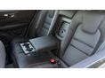 VOLVO V60 2022/3 - 15