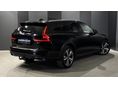 VOLVO V60 2022/3 - 22