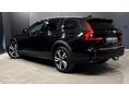 VOLVO V60 2022/3 - 28