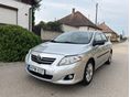 TOYOTA COROLLA Sedan 1.6 Executive Magyarországon újonnan vásárolt gépkocsi!