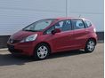 HONDA JAZZ 1.2 Trend Plus VÉGIG VEZETETT SZERVIZKÖNYV. GYÁRI FÉNY. 91e km. állófűtés