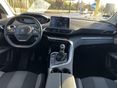 PEUGEOT 3008 2021/8 - 9