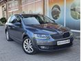 SKODA OCTAVIA Combi 2.0 CR TDI Elegance Rs belső.manuális6.bi-xenon.navi.állófűtés.megkimélt állapotban