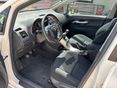 TOYOTA AURIS 2012/3 - 8