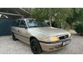 OPEL ASTRA F Caravan 1.6 GL Vonóhorog !
