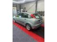FORD FOCUS 2004 - 5