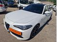 ALFA ROMEO GIULIA 2.0 Veloce Q4 (Automata) RITKA GYÖNGYHÁZFEHÉR-19 ALU-F1 VÁLTÓ-PANORÁMA-KORM+ÜLÉSFŰTÉS-FULL SZERVÍZTÖRTÉNE