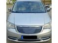 CHRYSLER TOWN & COUNTRY 2011/12 - 9