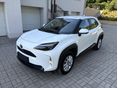 TOYOTA YARIS CROSS 1.5 Hybrid Comfort Style Tech e-CVT SZERVIZKÖNYV KM ÉS HYBRID GARANCIA