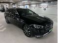 MERCEDES-BENZ E 300 2021/2 - 10
