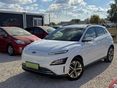 HYUNDAI KONA EV 39kWh Comfort Plus ÜLÉSFŰTÉS / KORMÁNYFŰTÉS / KAMERA / CARPLAY / KITŰNŐ ÁLLAPOTBAN!!