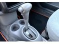 TOYOTA YARIS 2000/12 - 9