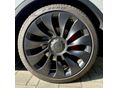 TESLA MODEL Y 2023/5 - 8