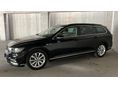VOLKSWAGEN PASSAT 2023/1 - 3