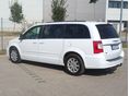 CHRYSLER TOWN & COUNTRY 2016/7 - 6