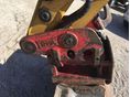 CATERPILLAR 2011/6 - 9
