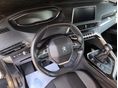 PEUGEOT 5008 2021/7 - 2