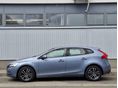 VOLVO V40 2018 - 2