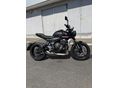 TRIUMPH TRIDENT 2 év garancia.Markolatfűtés