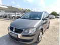 VOLKSWAGEN TOURAN 1.9 PD TDi Trendline Family 7 (személyes)