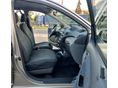 TOYOTA YARIS 2004/11 - 21