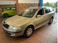 SKODA OCTAVIA Combi 1.6 Ambiente GYÖNYÖRŰ!
