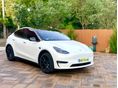 TESLA MODEL Y Long Range AWD (Automata) Vonóhorog. Ryzen. FULL garancia. Egyedi megjelenés!