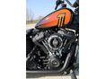 HARLEY-DAVIDSON STREET BOB 2021/6 - 8