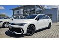 VOLKSWAGEN GOLF VIII Variant 1.5 eTSI R-Line MAX DSG 150 LE / ORIXFEHÉR GYÖNGYHÁZ / BLACK SYLE / TRAVEL ASSIST / ELEKTROMOS VONÓHOROG