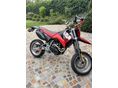 KTM 640 LC4 SUPERMOTO 