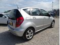 MERCEDES-BENZ A 180 2010/6 - 3