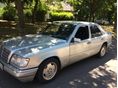 MERCEDES-BENZ 300 E