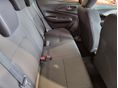 ISOFIX RENDSZER + OSZTOTTAN DÖNTHETŐ HÁTSÓ ÜLÉSEK