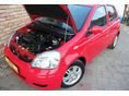 TOYOTA YARIS 2004/3 - 26