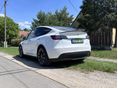 TESLA MODEL Y 2023/4 - 3