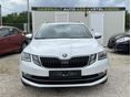 SKODA OCTAVIA Combi 2.0 CR TDI Style NYITHATÓ ÜVEGTETŐ-TEMPOMAT-NAVI-LEINFORMÁLHATÓ