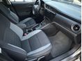 TOYOTA AURIS 2016/12 - 9