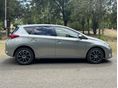 TOYOTA AURIS 2015/12 - 6