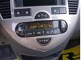 KIA CARENS 2005/2 - 24