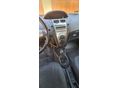 TOYOTA YARIS 2009/11 - 6