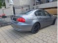 BMW 318 2010/3 - 4